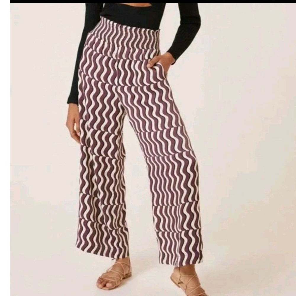 Maeve Anthropologie Wide Leg Pants Womens Small Burgundy Wavy Smocked Geometric